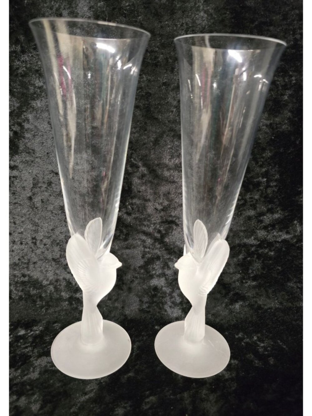 Pair of Sasaki Crystal Frosted Champagne Flutes Birds Wings 9-1/4"